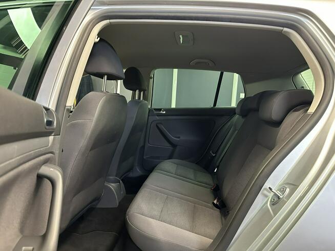 VW Golf V 1.6 MPI 5 drzwi 10x AirBag Climatronic Rej PL