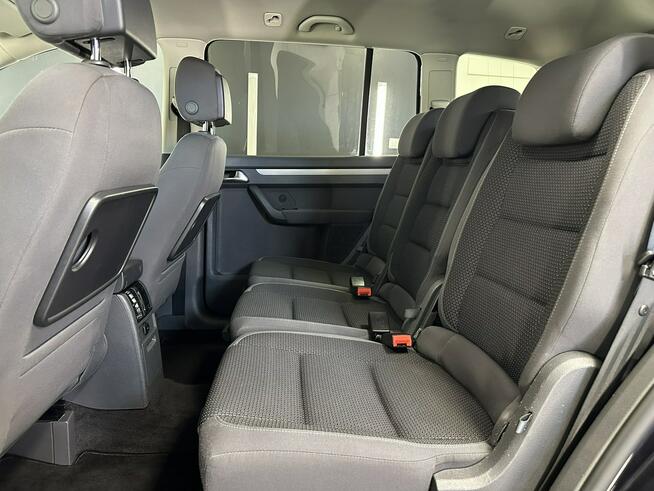 VW Touran 1.6 TDI DSG Navi Kamera Xenon Led REJ PL Gwarancja Raty