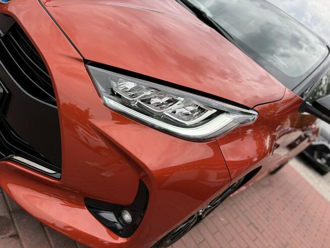 Toyota Yaris Hybryda, Gwarancja, Automat, Salon Polska, Niski Przebieg, Super Stan