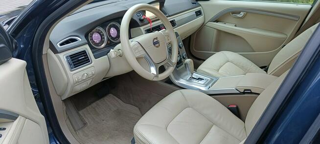 Volvo XC 70 2.4 D5 Momentum AWD, 215 KM, automat,skóra,nawigacja,bezwypadkowy,