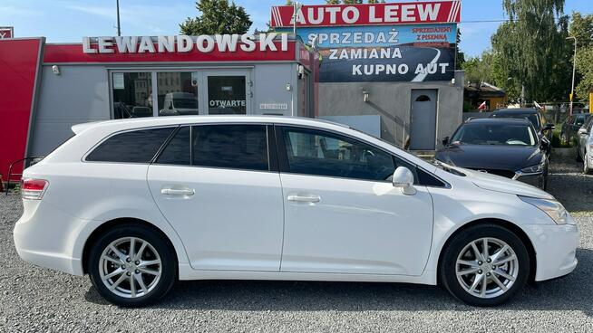 Toyota Avensis Tempomat Kamera Cofania Navi