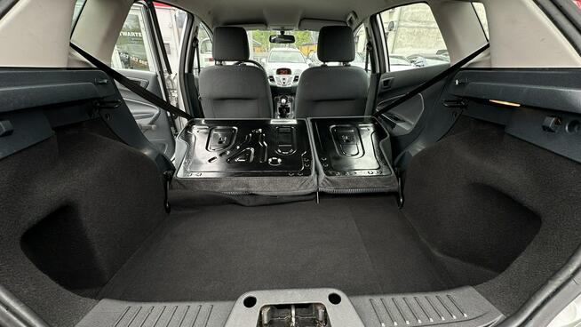 Ford Fiesta Benzyna Zarejestrowany Ubezpieczony