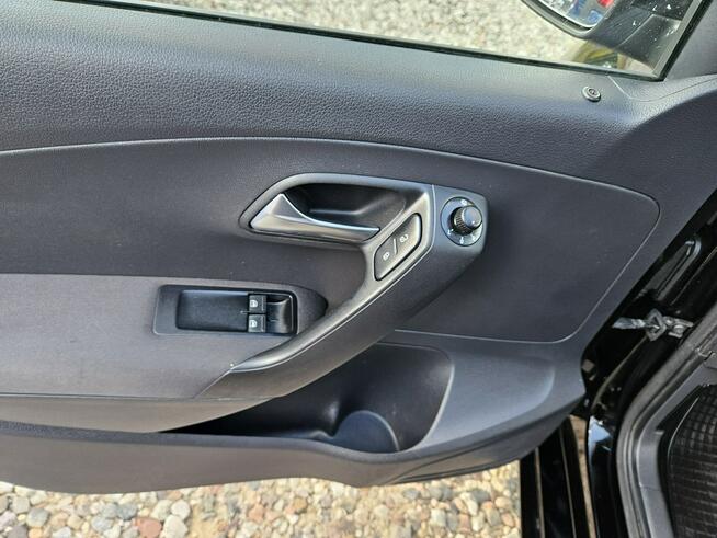 Volkswagen Polo Opłacony Zdrowy Zadbany Serwisowany LIFT Dwa Kmpl Kół Po Serwisie 1 Wł