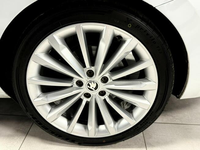 Škoda Superb 2.0tdi190KM * dsg * Sportline * CANTON HiFi * keyless * kamera * navi