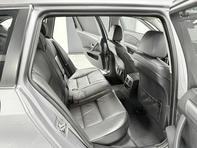 BMW 525 2.5i 192KM * Dach panoramiczny * Bi-Xenon * Automat * Pneumatyka