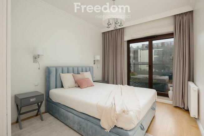 Apartament 3 pokojowy w Rezydencji Mokotów, Metro