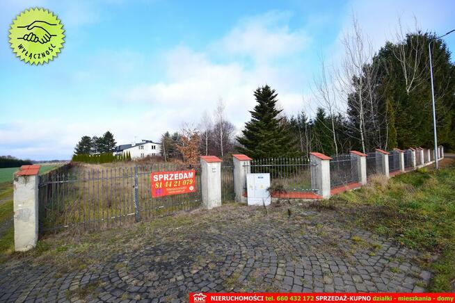 Atrakcyjna działka media, z pozw.na bud. z projekt