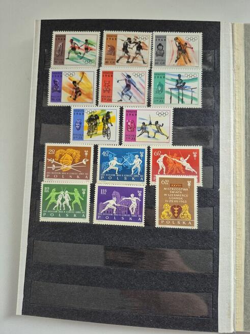 Zestaw klaserow ze znaczkami