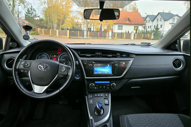 Toyota Auris HSD Hybrid Touring Sports Prestige Navi Wawa