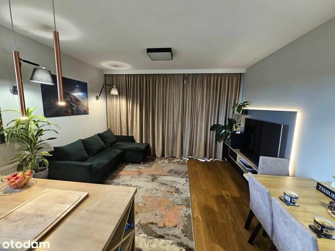 Wyjątkowe mieszkanie z dwoma balkonami w Książenicach