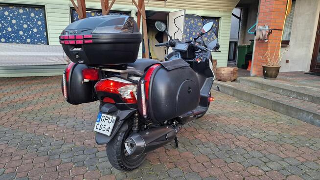 Kymco Downtown 300i, kufry boczne, Led, KAT B