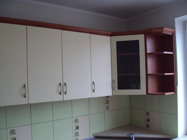 Meble Kuchenne z Płytą ceramiczną, Piekarnik, Okap, Zlew,