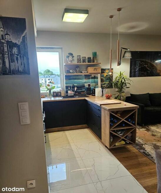 Wyjątkowe mieszkanie z dwoma balkonami w Książenicach