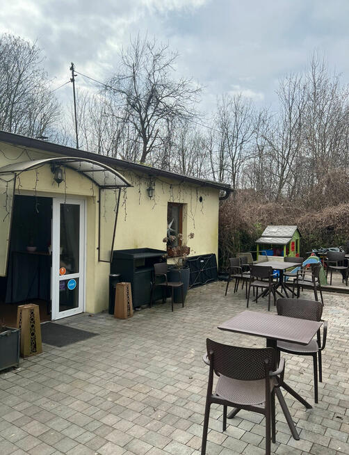 Lokal wolnostojący z ogrodem na wynajem