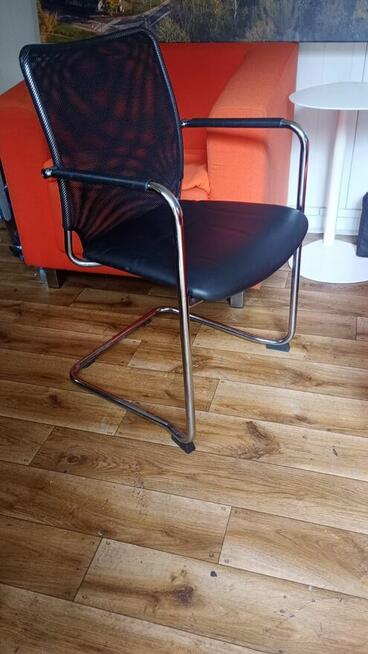 Krzesło konferencyjne czarne PROFIM SUN V 2P krzesła biuro