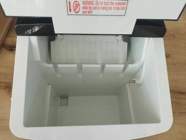 kostkarka do lodu Hendi