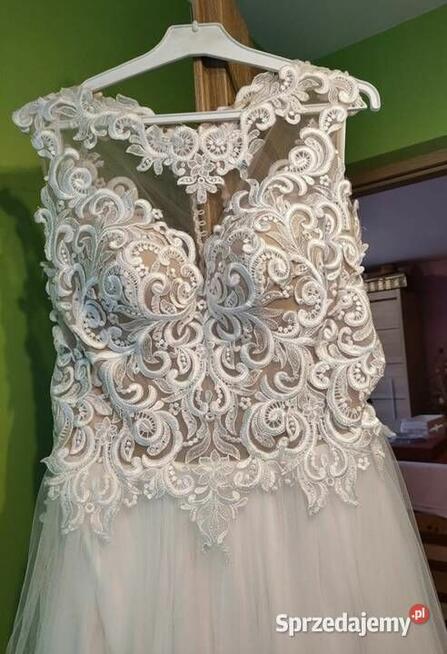 Suknia ślubna M 38/40 miseczka C długa piękna