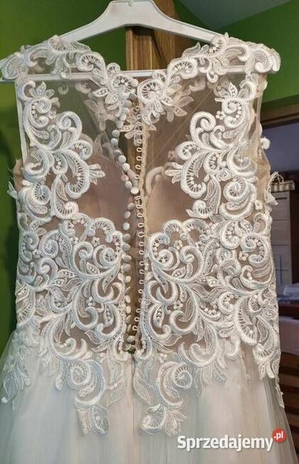 Suknia ślubna M 38/40 miseczka C długa piękna
