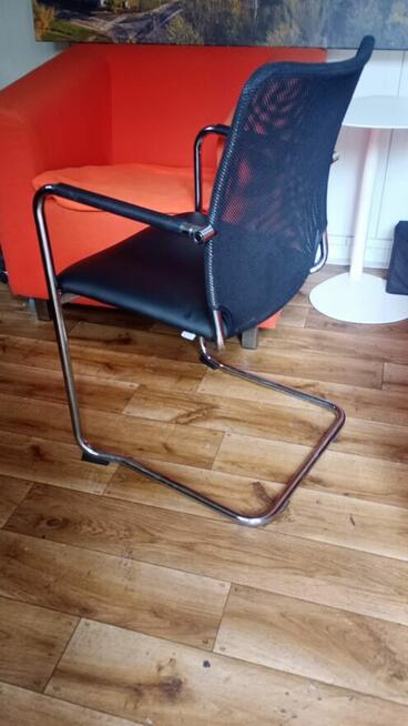 Krzesło konferencyjne czarne PROFIM SUN V 2P krzesła biuro