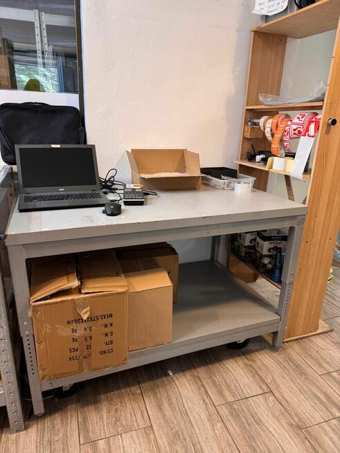 Stół warsztatowy do pakowania regulacja wysokości SOLIDNY