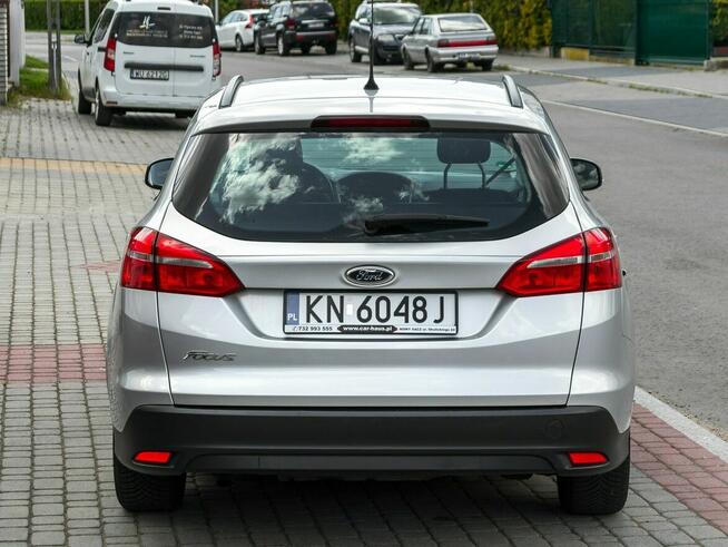 Ford Focus 1.5_Diesel_120 KM_118 tyś. km_LIFT