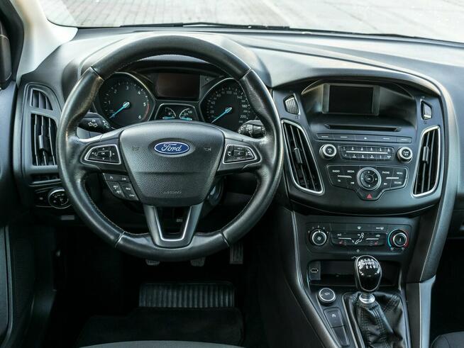 Ford Focus 1.5_Diesel_120 KM_118 tyś. km_LIFT