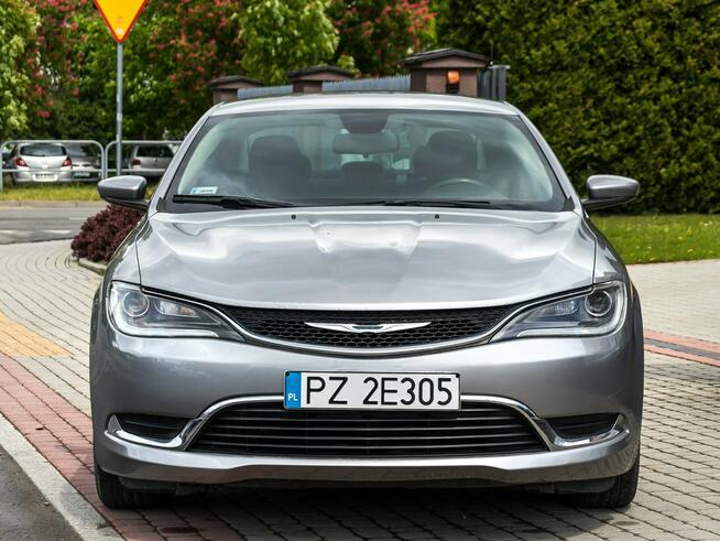 Chrysler 200 2.4_Benzyna_Gaz_175 KM_175 tyś. km