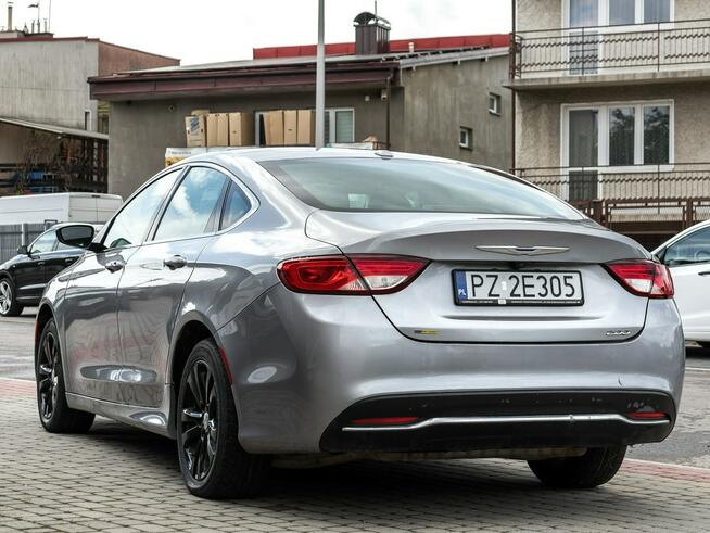 Chrysler 200 2.4_Benzyna_Gaz_175 KM_175 tyś. km