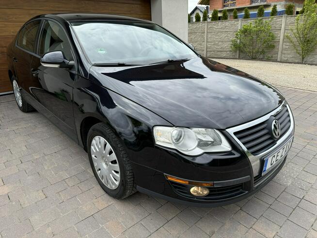 Volkswagen Passat 09r. 1.6 MPI sedan z Niemiec bezwypadkowy tempomat podg.fotele