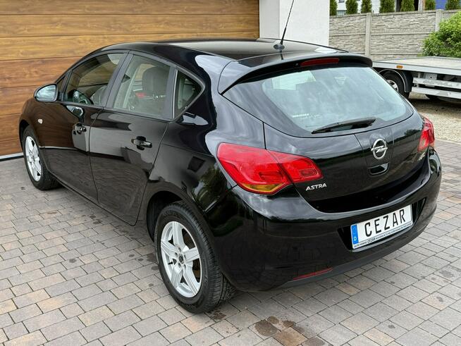 Opel Astra 11r. 1.6 benzyna z Niemiec bezwypadkowa mały przebieg