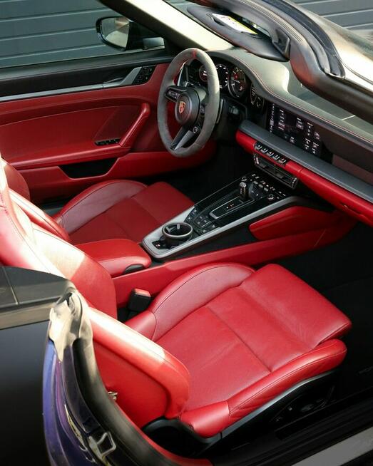 Porsche 911 FV 23% / SALON POLSKA / Pakiet SPORT CHRONO / Cabrio / Carrera 4 / 4x4