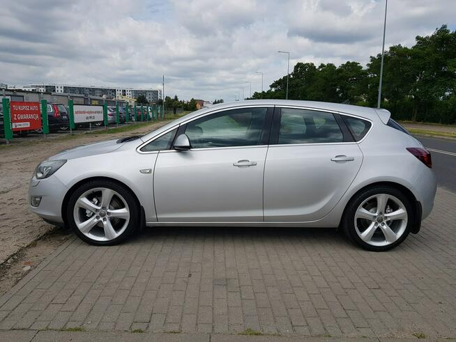 Opel Astra 1,6 Turbo Benzyna Navi Klimatronik Zarejestrowany Gwarancja