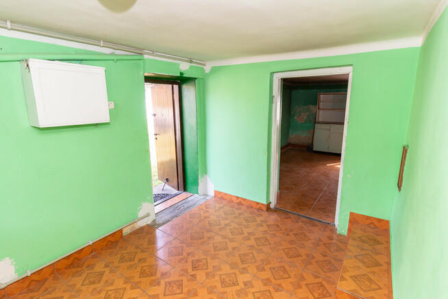 Dom 100,5m2 + działka 0,99ha w Podgórzu