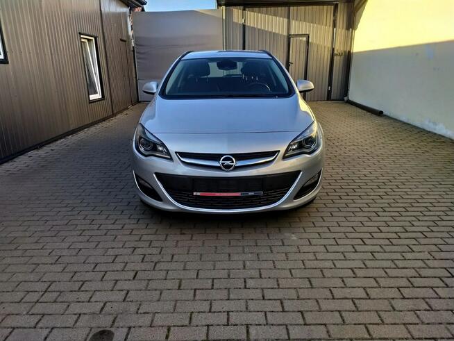 Opel Astra 1,4 Turbo 120KM Bixsenon Serwis Grzane Fotele Zarejestrowany