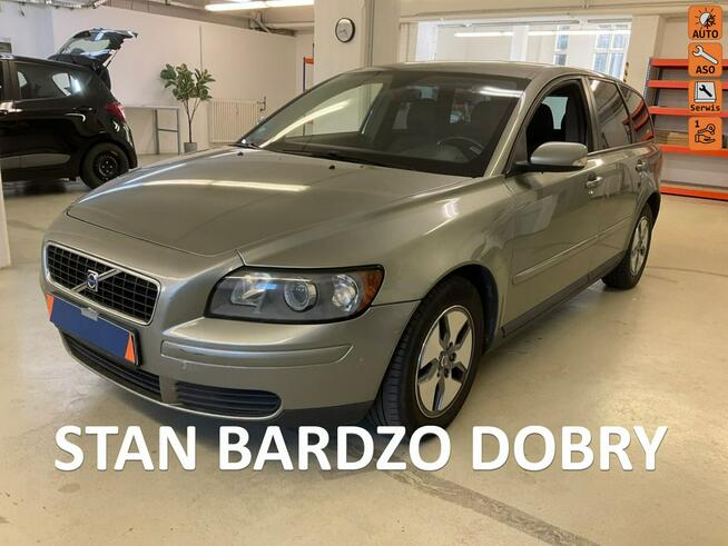 Volvo V50 Klimatronik, hak, przyciemniane szyby, serwisowany, z Niemiec