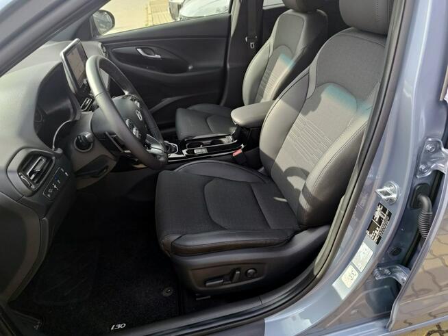 Hyundai i30 1.5 140KM automat, bogata wersja wyposażenia