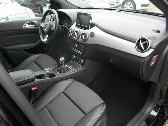 Mercedes B 180 1,6Turbo 122PS!!!Nawigacja!!Tylko 45tyś km!!!