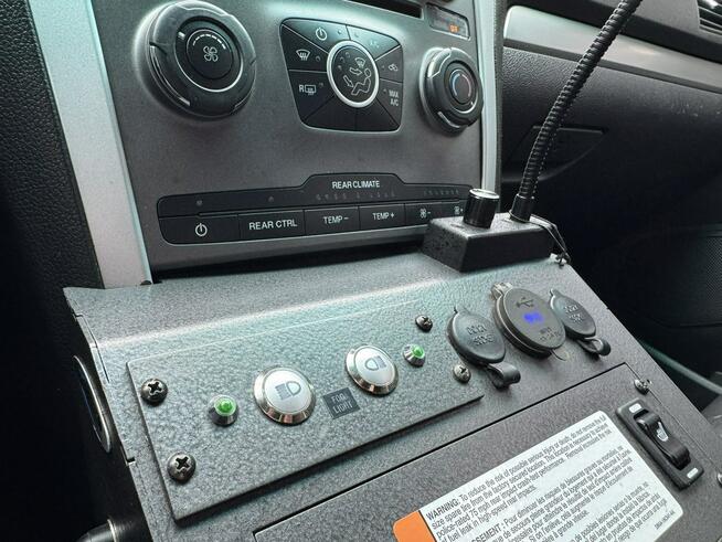 Ford Explorer Police sygnały oświetlenie