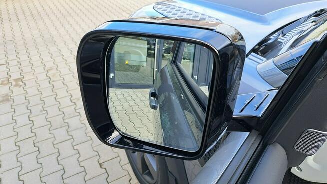 Land Rover Defender MY24 3.0P I6 400 KM AWD Auto SE 90 EigerGrey AutoDemonstracyjne