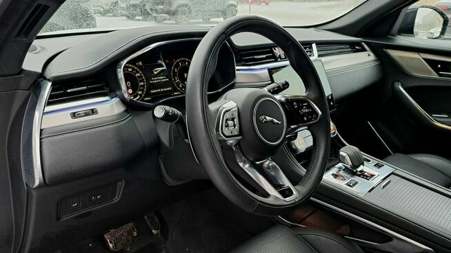 Jaguar F-PACE MY24 2.0 I4 250 KM AWD Auto R-Dynamic S FujiWhite GlossBlack Navi LED