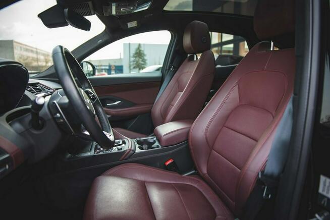 E-Pace 2.0D I4 163 PS AWD Auto R-Dynamic Black-Salon-PL-Panorama-FV23%