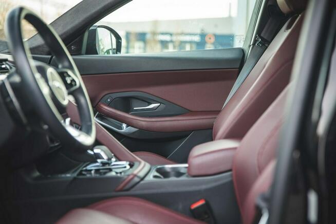 E-Pace 2.0D I4 163 PS AWD Auto R-Dynamic Black-Salon-PL-Panorama-FV23%