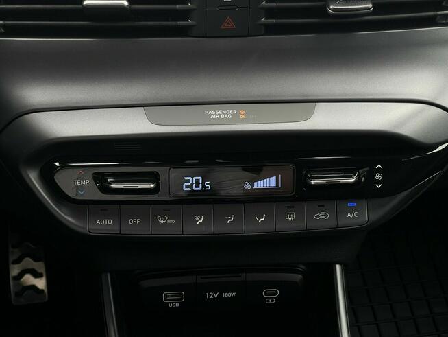 Hyundai Bayon 1.2 MPI 5MT (79 KM) Smart + Tech - DEMO