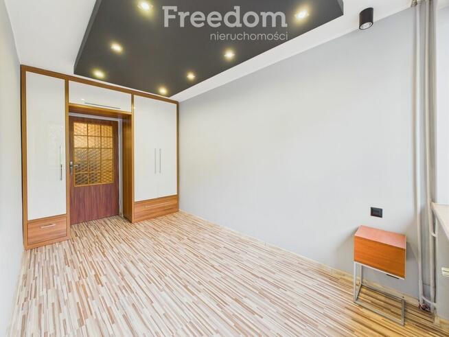 Nowoczesne M4 w centrum przy fontannie Dąbrowa Gór