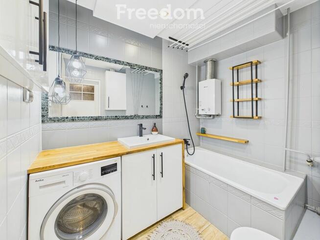 Nowoczesne M4 w centrum przy fontannie Dąbrowa Gór