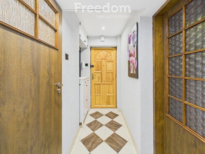 Nowoczesne M4 w centrum przy fontannie Dąbrowa Gór