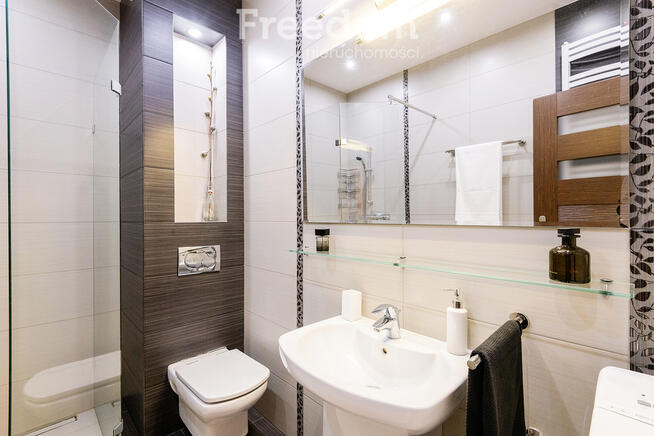 Apartament z widokiem na jezioro Jeziorak