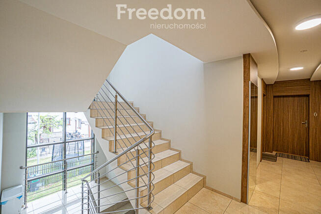 Krynica Morska - lokal z widokiem na Zalew Wiślany