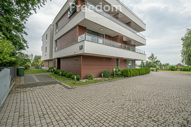 Krynica Morska - lokal z widokiem na Zalew Wiślany