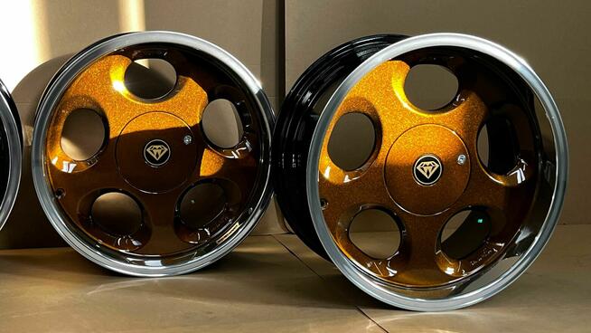 Felgi AZEV B 10Jx17 ET20 5x114,3 B101720